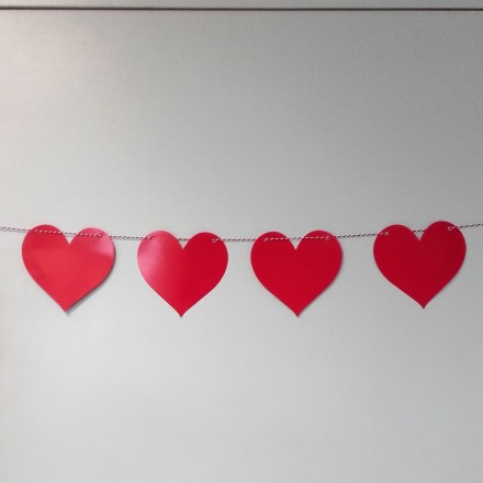 Red Heart Paper Card Garland 5m 22 Hearts wedding, St Valentines Day party decoration